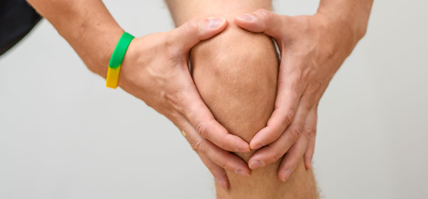 patient needing jumpers knee treatment in Dublin