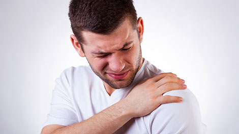 patient requiring rotator cuff injury treatment in Dublin