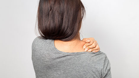 patient requiring shoulder pain treatment in Dublin