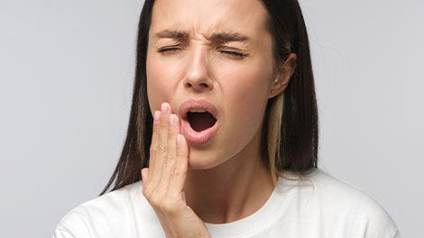 patient requiring jaw pain treatment in Dublin