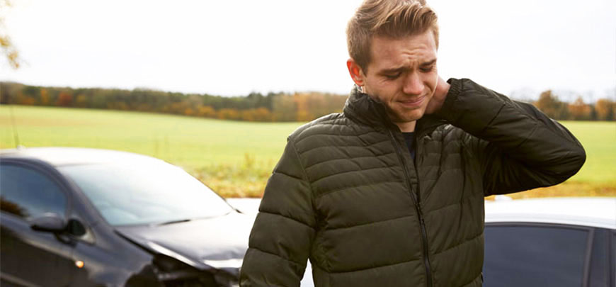 patient receiving auto accident injury chiropractic in Dublin