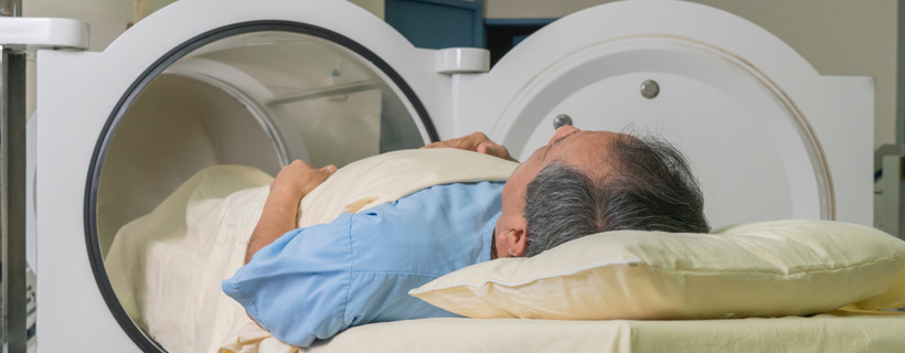 patient receiving mild hyperbaric oxygen therapy in Dublin