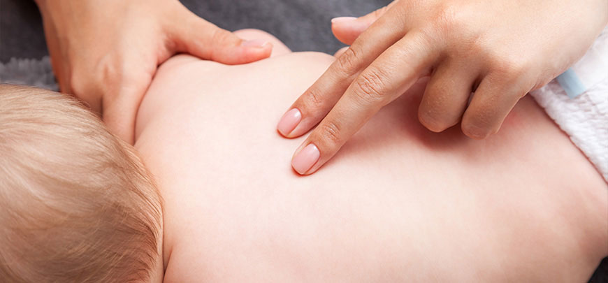 patient receiving pediatric chiropract in Dublin