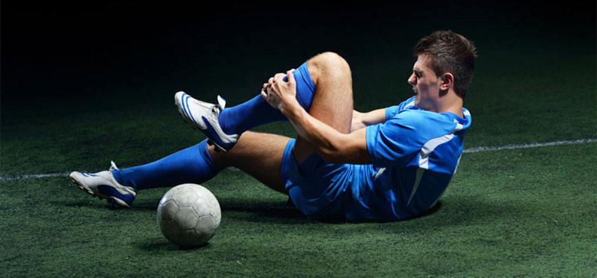 patient receiving sports chiropractic care in Dublin